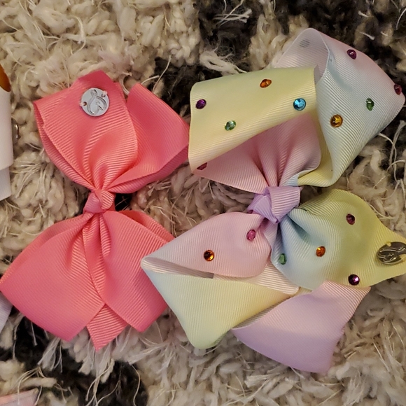 JoJo Siwa bows - Picture 9 of 16